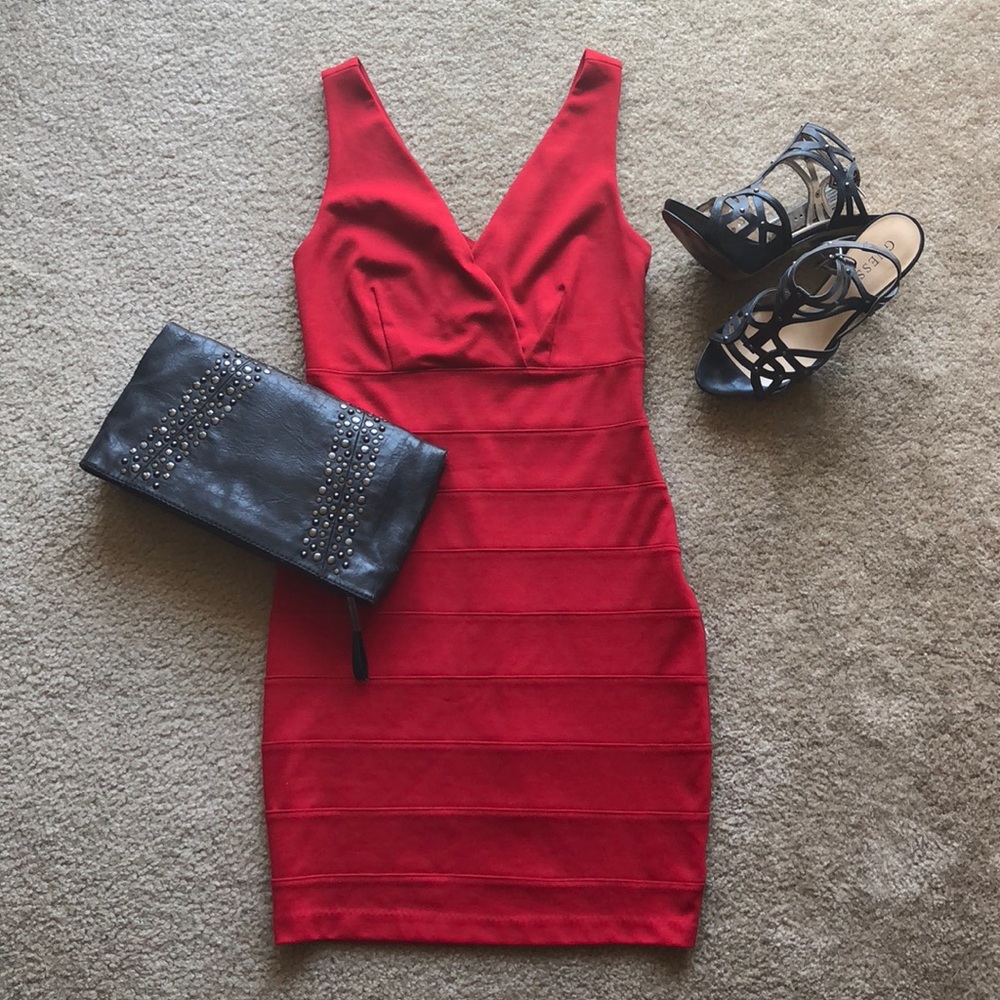 Stunning red bodycon dress.